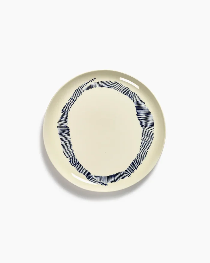 PLATE FEAST L L26,5 x W26,5 x H2 CM WHITE SWIRL-STRIPES BLUE